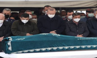 Cumhurbaşkanı Erdoğan, Güneysu İlim Öğrenenlere Yardım Vakfı Mütevelli Heyeti Başkanı Ahmet Gür’ün cenaze törenine katıldı