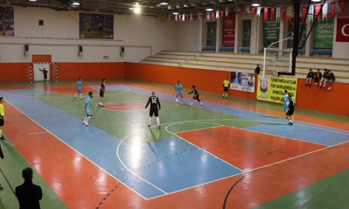 BÜYÜKŞEHİR’DEN FUTSAL TURNUVASI