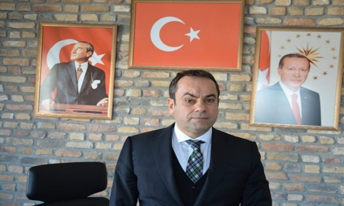 MEHMET KIZIL’DAN MERHUM MUHSİN YAZICIOĞLU’NU ANMA MESAJI