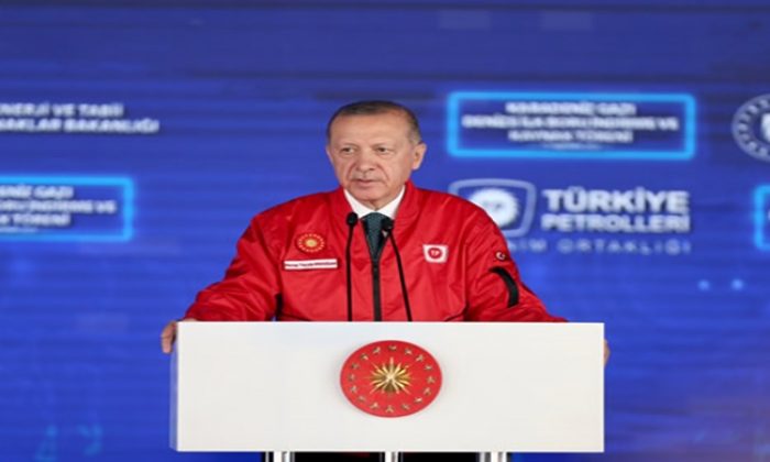 “2023’ün ilk çeyreğinde Karadeniz’de üretilecek günlük 10 milyon metreküp doğal gazı millî iletim sistemimize aktaracağız”