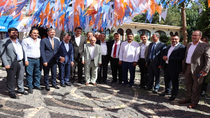 BAŞKANVEKİLİ FARUK BAYUK AK PARTİ’NİN BAYRAMLAŞMA PROGRAMINA KATILDI