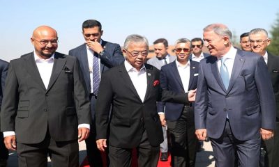 Millî Savunma Bakanı Hulusi Akar ve Malezya Kralı Sultan Abdullah Şah, FNSS’in Üretim Tesislerini Ziyaret Ederek İncelemelerde Bulundu