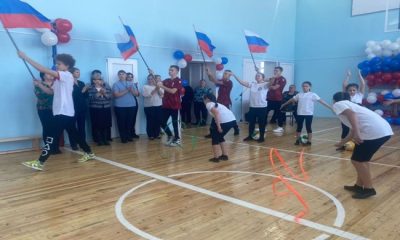 Krasnoyarsk Bölgesi’ndeki bir okulun spor salonu Birleşik Rusya’nın desteğiyle tamamen yenilendi